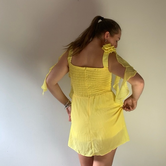 Vintage 90s Bright Yellow Dress with Floral Accents - Picture 4 of 8